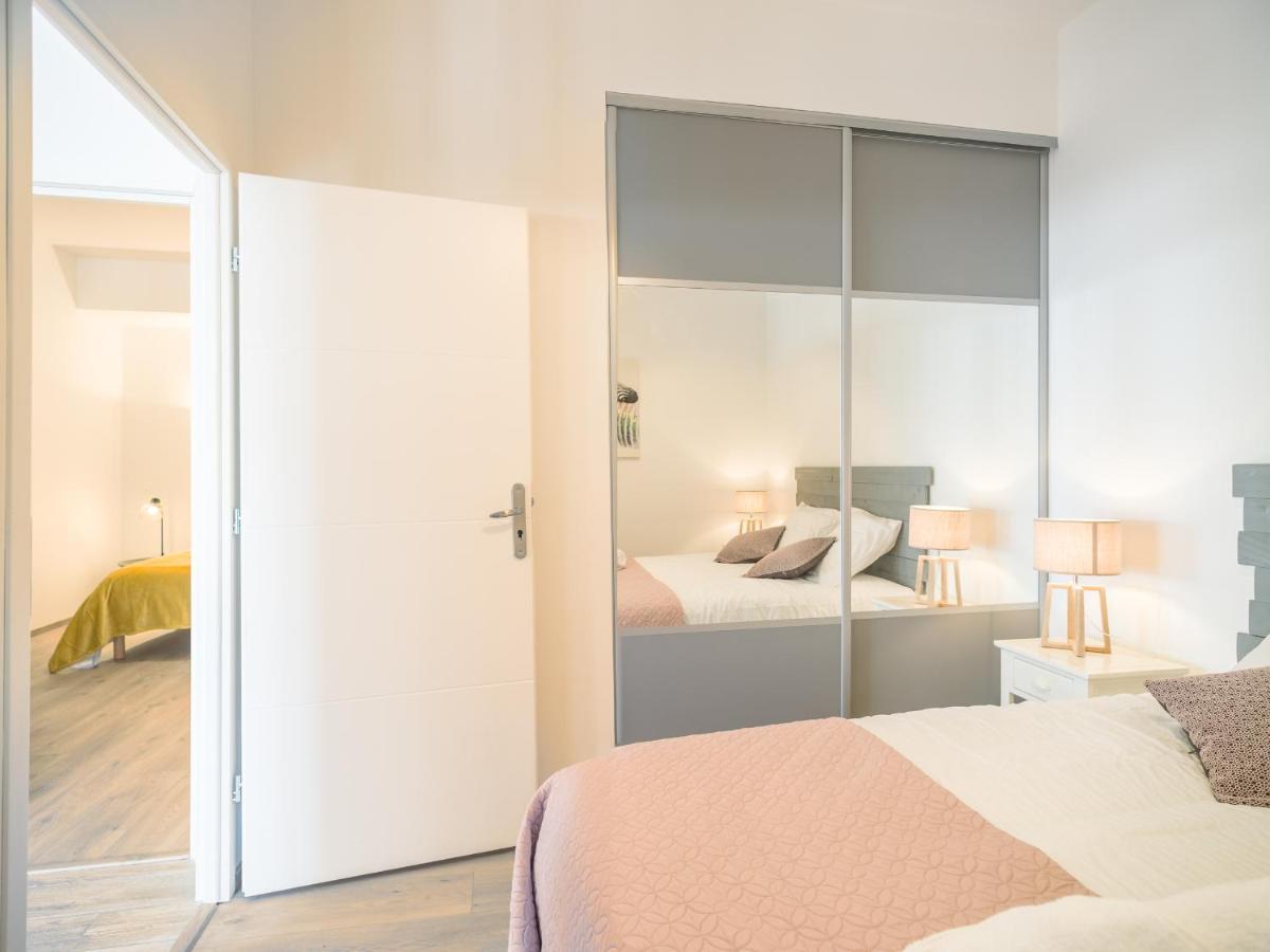 Loft Courtalon - Haut Standing - Patio - Parking Prives Appartement Troyes Buitenkant foto