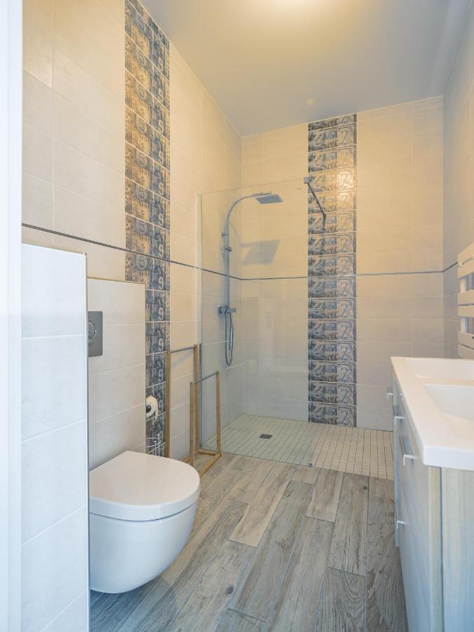 Loft Courtalon - Haut Standing - Patio - Parking Prives Appartement Troyes Buitenkant foto